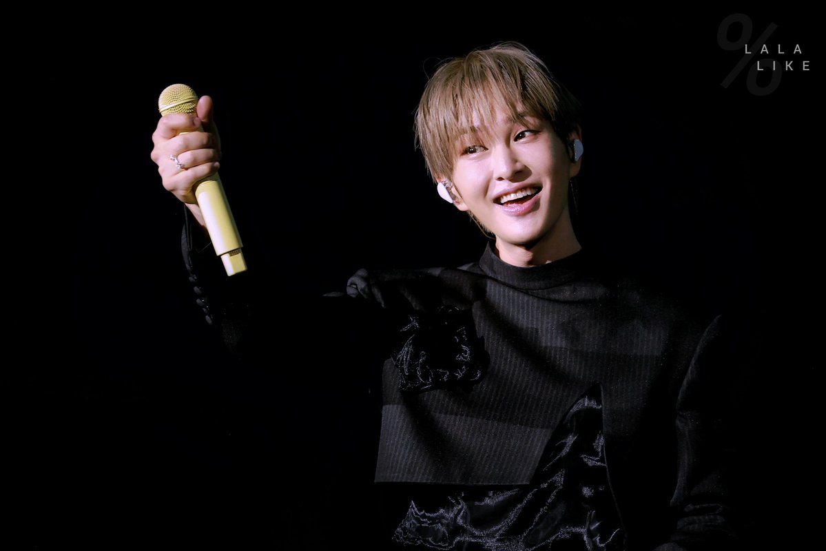 ohyesonew's tweet image. 260201 ONEW THE LIVE_PERCENT ENCORE CONCERT
🫶
 #온유 #온유더라이브 #ONEW #ONEW_THE_LIVE_PERCENT 
#온유콘서트 #온유_퍼센트 #앵콜콘서트