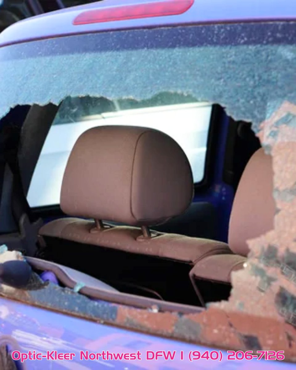 Westlake heads up 👀 back glass issues sneak up on people. A small shatter, a leak, or a defroster line problem can turn into a real mess once the weather shifts.
If you are not sure what you are looking at, text us a photo, and we will help you sort it out.