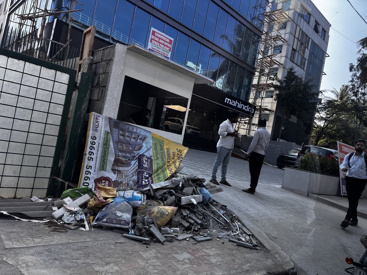 rk_misra's tweet photo. ⁦@anandmahindra⁩ 
Could we please ensure that our businesses also deliver on their social responsibility. This owner had broken/blocked footpath for months, now ramp/debris. 
Location Channasandra / HopeFarm Metro Stn - Whitefield, BLR
⁦@GBAChiefComm⁩ Pl take action https://t.co/uhtpZhB04M