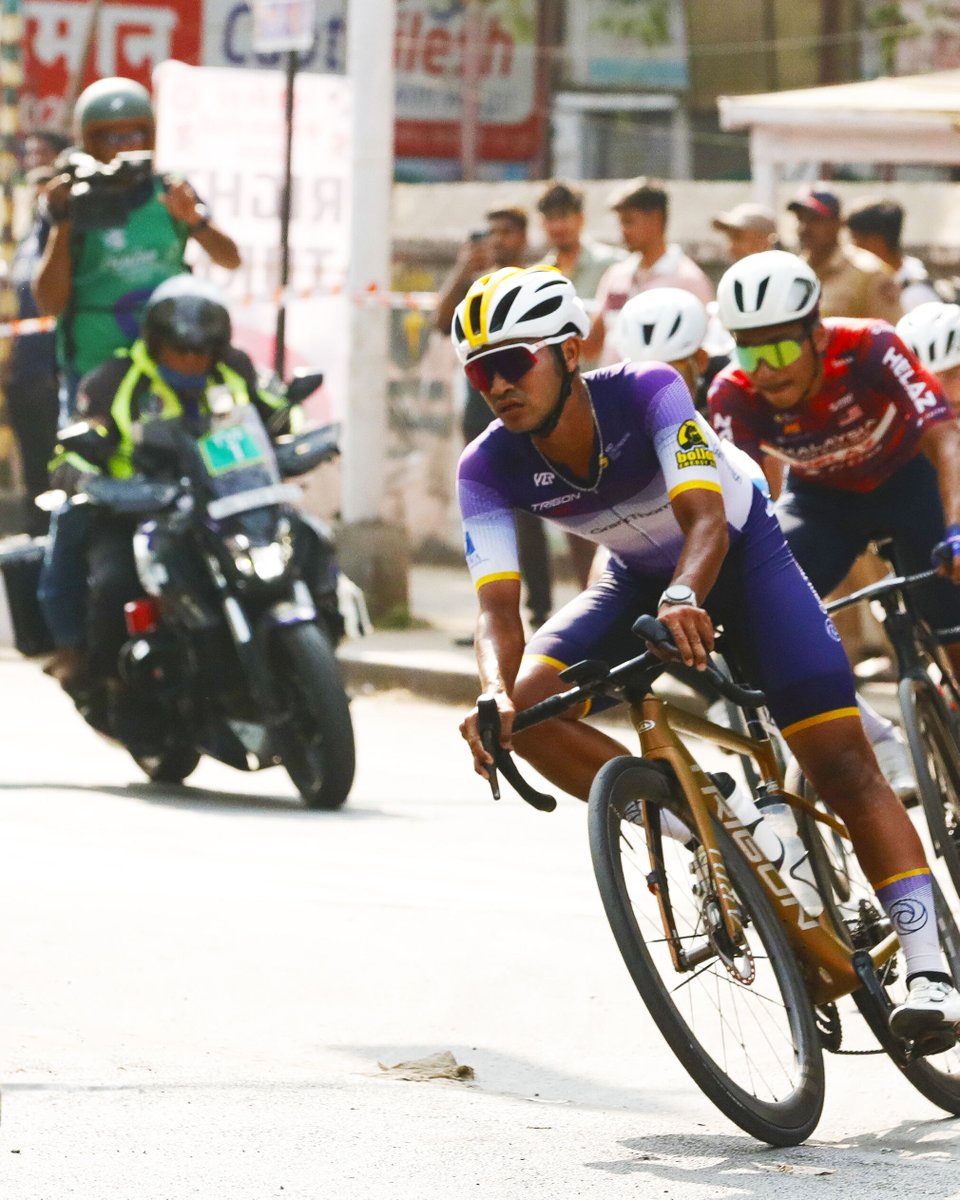 When it’s time to attack, they take BOLLOX: Team Grand Thornton at Tour of Pune 2026! 🚴‍♂️🚴‍♂️🚴‍♂️

#bajajpunegrandtour2026 #bajajpunegrandtour #bolloxenergy #bollox #useyourbollox #Punegrandtour
#grantthorntoncyclingteam