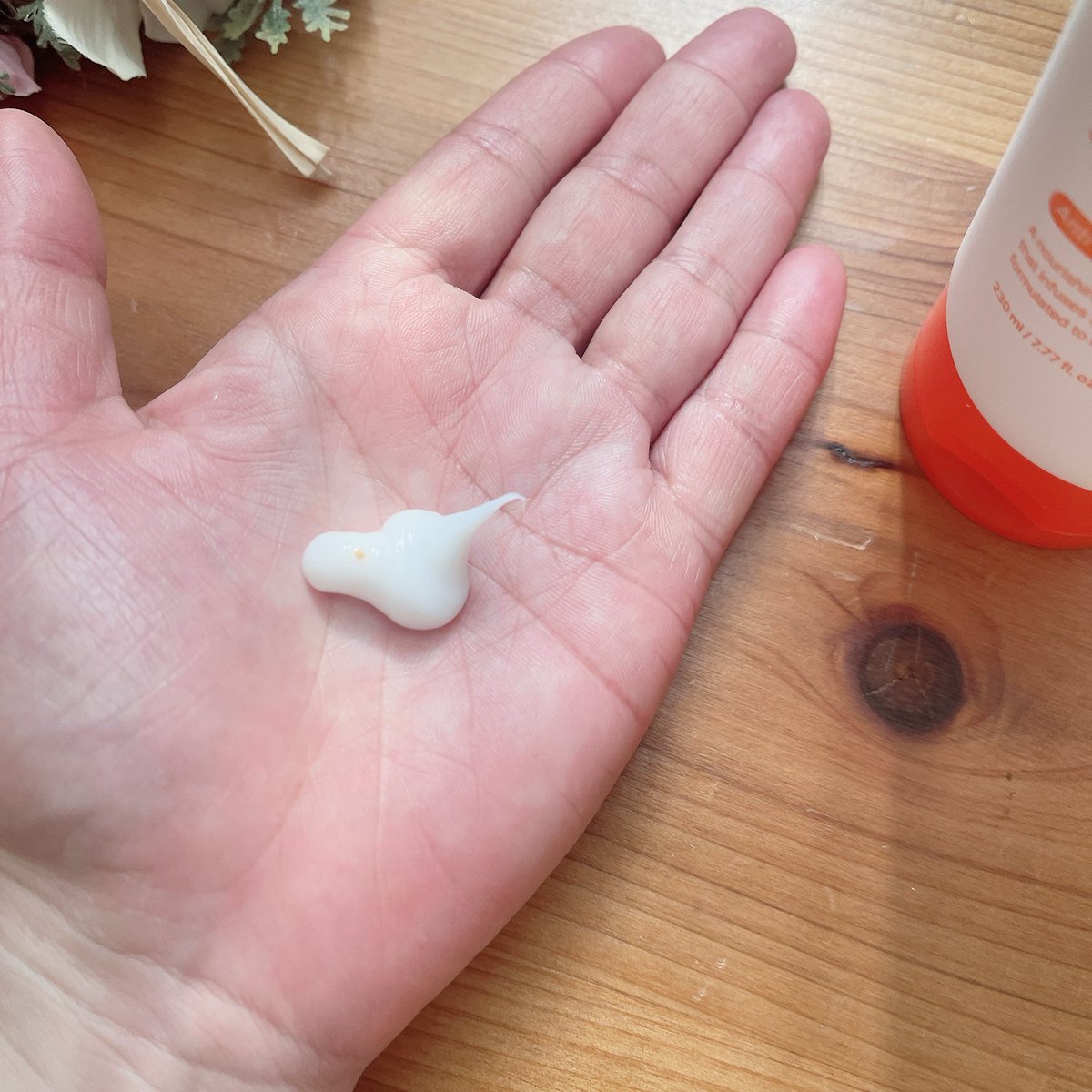 mitsuki4536's tweet photo. 頭皮ケアできるトリートメント　カプセル配合で、髪も頭皮もキレイスッキリ♪

グローターンエクソソームカプセルトリートメント

ぜひ、チェックしてみてね🩵 https://t.co/QM0GnIm4qC