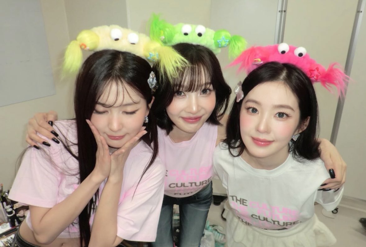 하 진짜 웃겨죽겠네 막내가 사온 세안밴드 결국 써준게 ㄹㅇ스윗