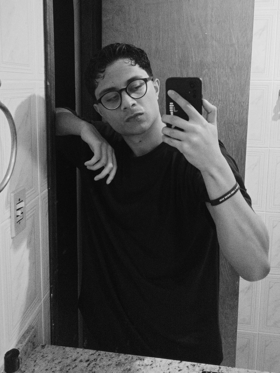 andre treis milᶜʳᶠ tweet media