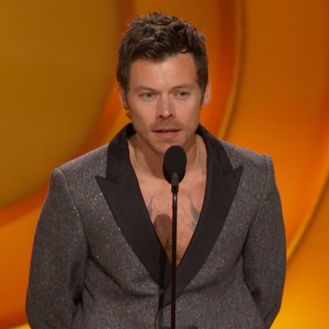 HARRY STYLES YOU ARE INSANE