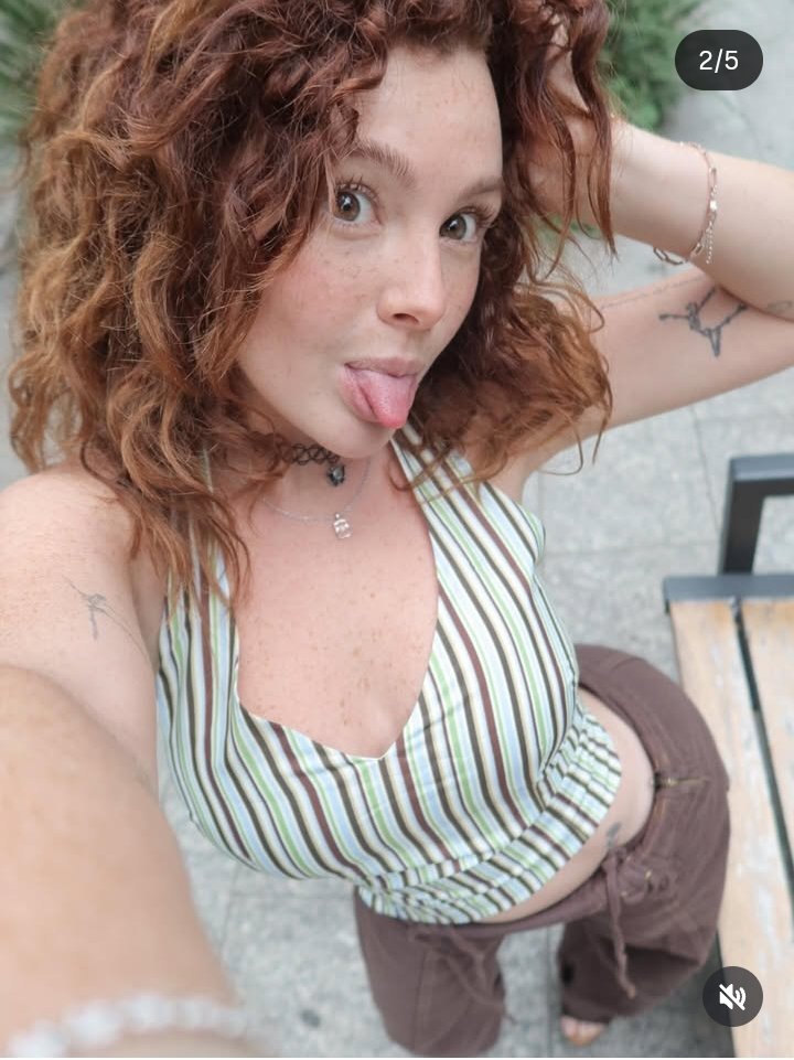 siempre tiene una hermosa sonrisa bri y mucha luz tiene y carisma 

#BriggitteBozzo