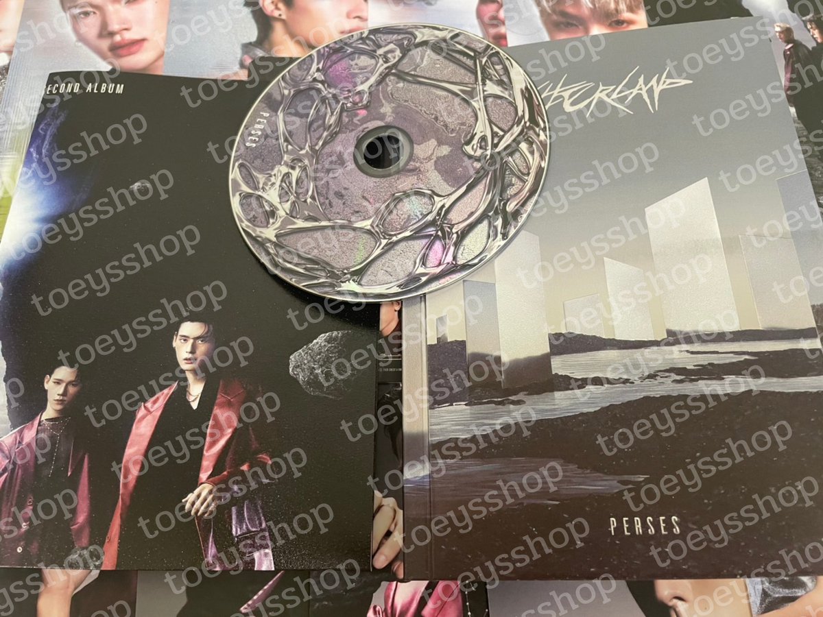 Toeysshop's tweet photo. ✅พร้อมส่ง📦

อัลบั้มใหม่ ไม่แกะ ได้ของครบค่ะ🧩💜💚

📍ราคา 380฿
📍ค่าส่ง เหมา 50฿ ทุกออเดอร์
📍นัดรับตามหน้างาน/สยาม/เซนทรัลพระราม9ได้ค่ะ

สนใจทัก Dm ���ด้เลยค่าา💖

#PERSESAlterland_Album
#ตลาดนัดPerses https://t.co/5YeMlsdjHH