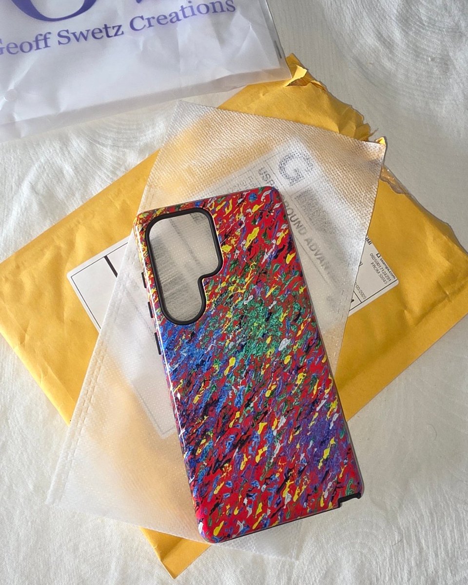 GeoffSwetz's tweet photo. I like art that lives with you, not just on the wall. This phone case is one of my paintings, just in a format you actually carry. 🎨📱

DM me if this is your kind of everyday art.

#AbstractArt #ArtLovers https://t.co/Y7vYVKj8v9