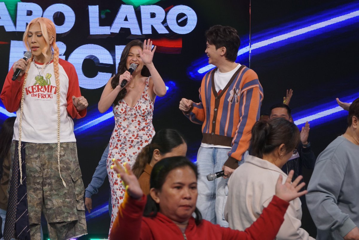 It's Showtime tweet media