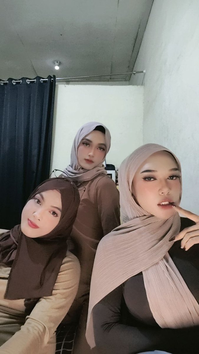 Hanna🍒 tweet media