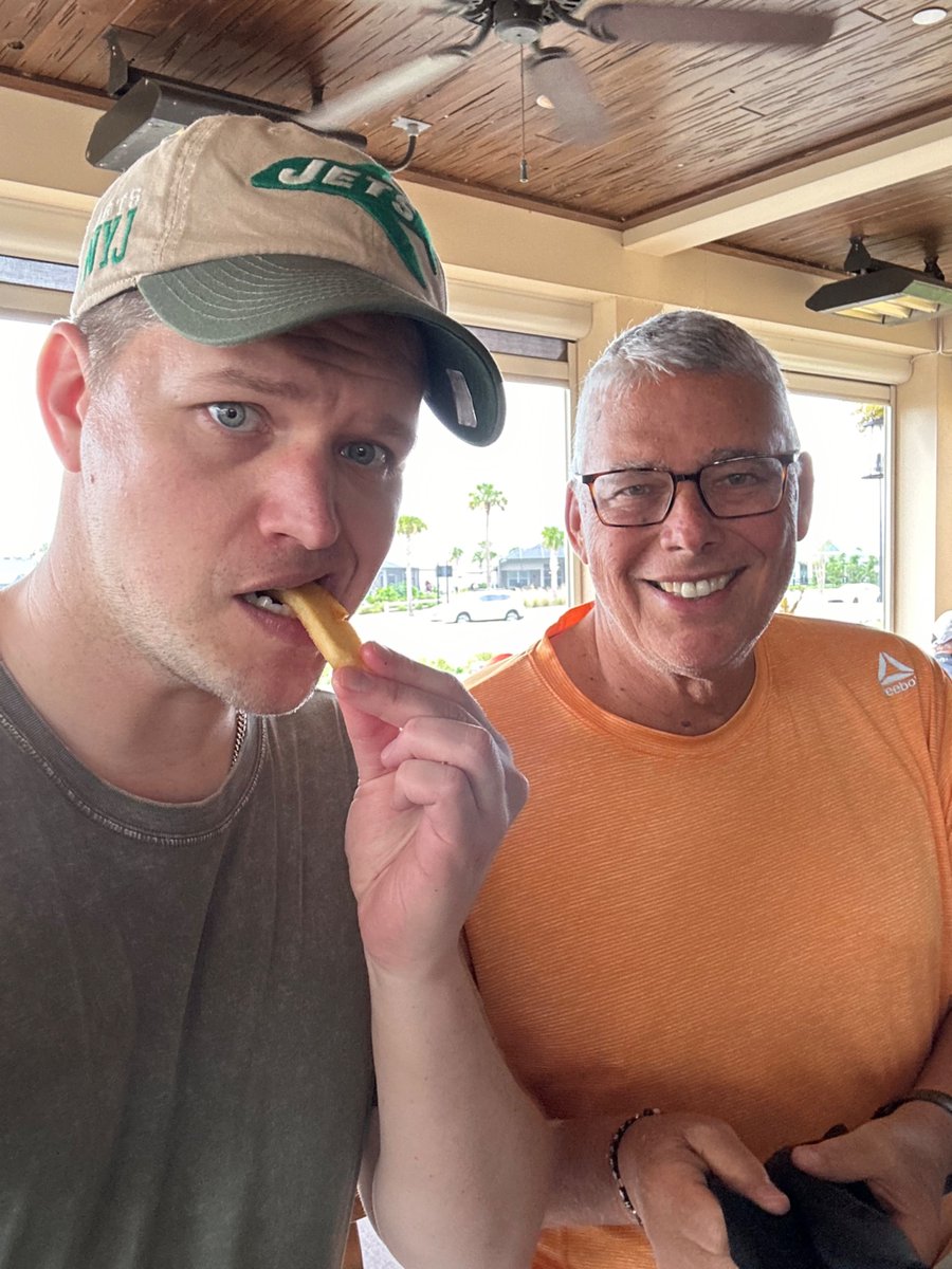 Chris Puckett tweet media