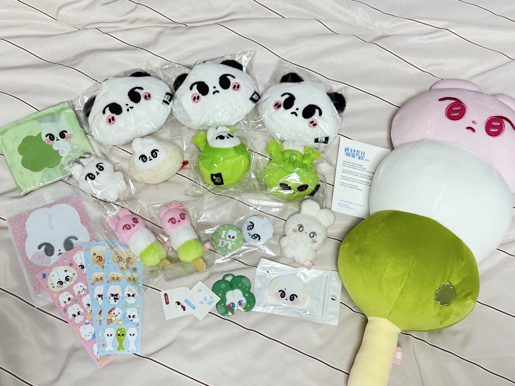 whatever_like_'s tweet photo. 어른이의 도박 너무 재밌다 ໒꒰ྀི ≧ ᗜ ≦ ꒱ྀིა https://t.co/aiaMN0fgzW