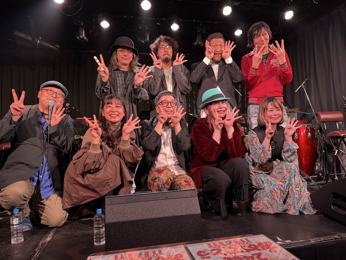 donna415chi's tweet photo. しゃかりき感謝祭の増刊号🌟
しゃかりきを大好きな愉快な仲間たちがしゃかりきを囲んでおもしろトーク満載！
めちゃくちゃ笑ったー🤣
愉快な仲間たちの歌声も素敵✨
その歌に即時適応するしゃかりき
さすが〜👏

＃しゃかりき
#感謝祭
＃増刊号 https://t.co/JEHURVsG9x