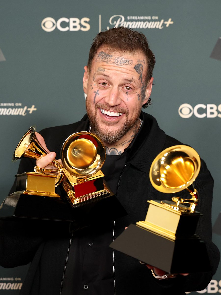 CBS News tweet media