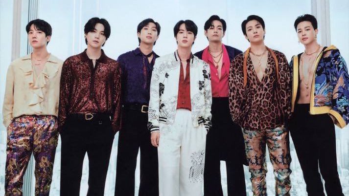 moradas estamos conscientes que el comeback de bts nos respira en la nuca, que nuestra emoción se muestre en el stream, vamos a tener 14 canciones nuevas con arirang y world tour. LOS TANNIES VIENEN A DEVORAR LA INDUSTRIA CON TREMENDO HIT 😭💜