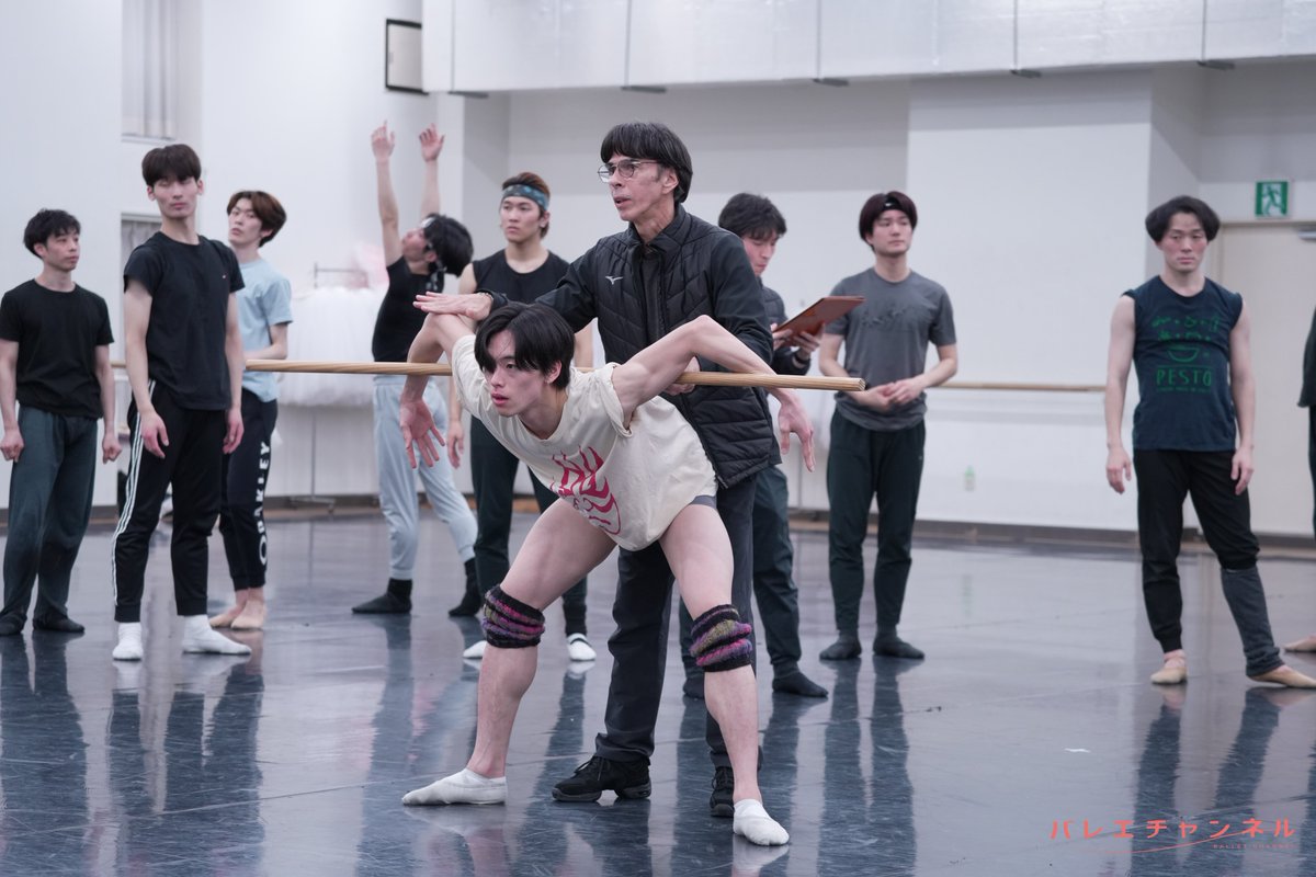 生贄役を演じた長谷川琴音と南江祐生。 ロマンは、「車のライトで目が