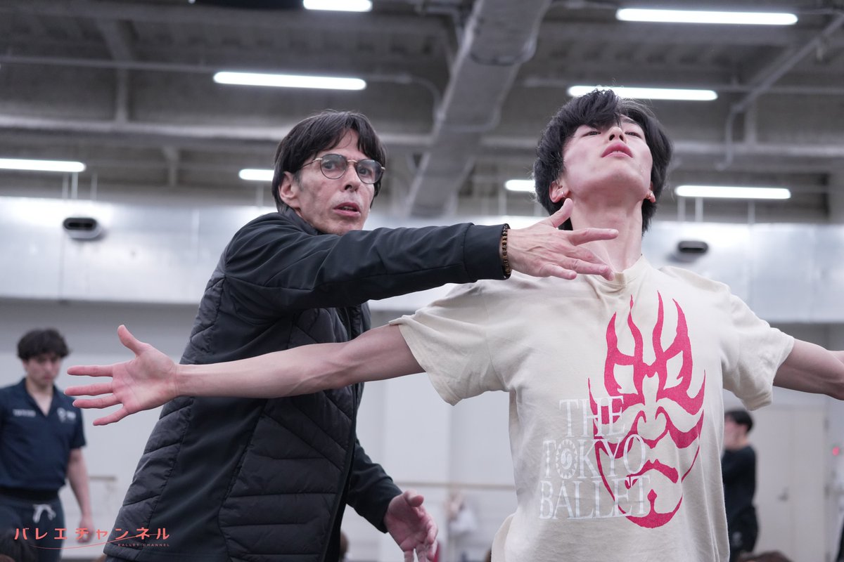 生贄役を演じた長谷川琴音と南江祐生。 ロマンは、「車のライトで目が