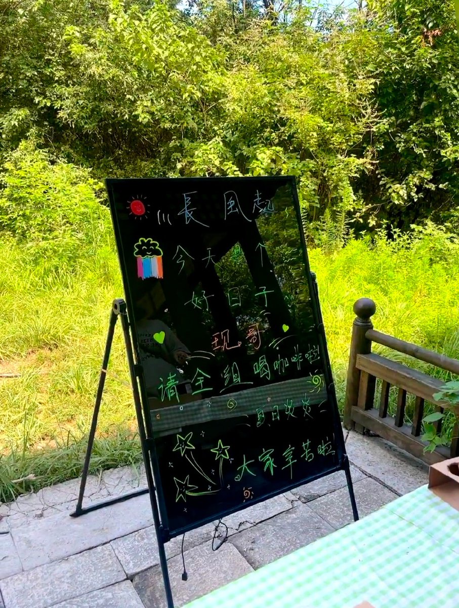 CGuye53579's tweet photo. 本周六下午2点，社区花园邀你一起种香草、做手工！自带小盆栽可换多肉，现场还能免费领花种～报名戳评论区 https://t.co/sdErGjeSAR