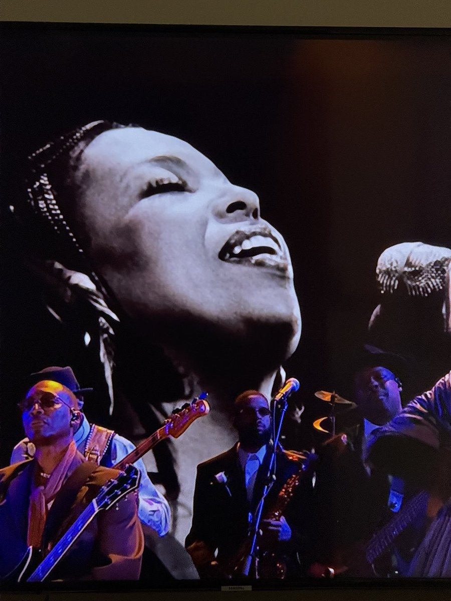 ReekDude's tweet photo. My family on that stage tonite @kennethwhalum https://t.co/v4Vrro4UsS