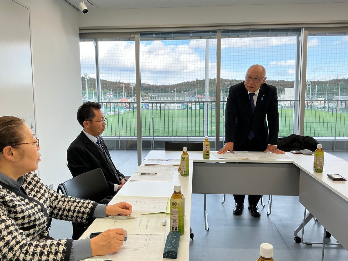 YAITASHIGIKAI's tweet photo. 【東京都武蔵村山市議会 市民のチカラ様 行政視察来庁】
1月30日、東京都武蔵村山市議会 市民のチカラ様 が行政視察でお見えになりました。視察内容は、「矢板市文化スポーツ複合施設について」です。
本日の視察が少しでもお役に立てれば幸いです。 https://t.co/7bmD7egBAW