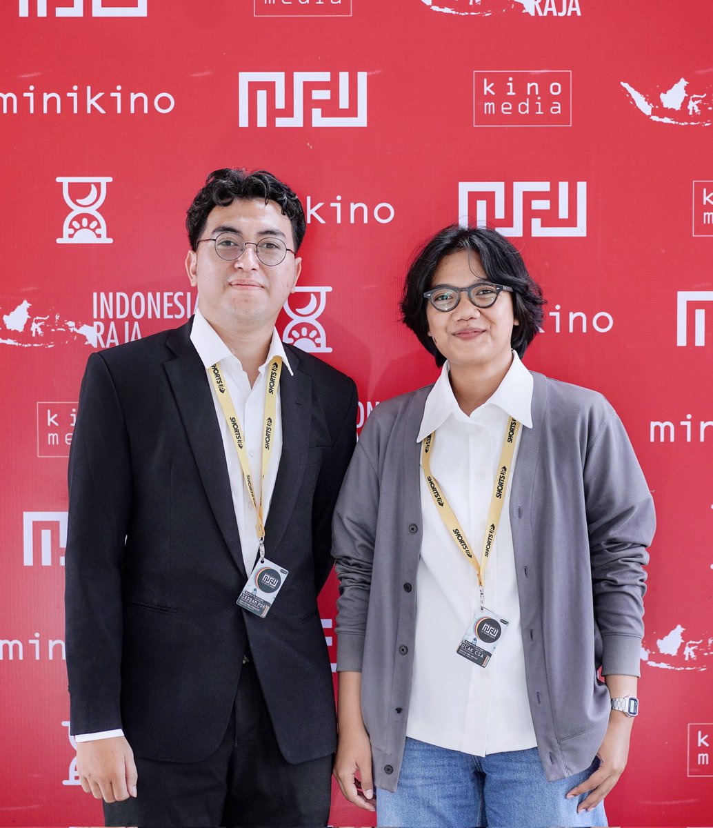 MEMBANGGAKAN, Film Pendek Mahasiswa ISI Yogyakarta Tembus Juilliard School New York!!!

Film pendek 'Bunga-Bunga di Jala Ikan' karya Sutradara Cinta Setia terpilih untuk berkolaborasi dengan The Juilliard School, sekolah musik ternama New York, melalui program Art of The Score.