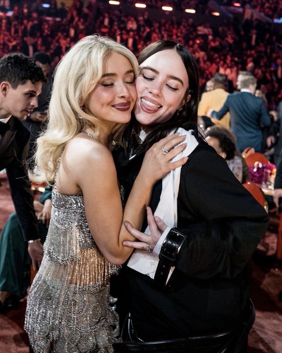 billie archive tweet media