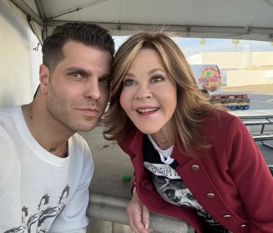 Daily Spencer Charnas 🔪 (@spencercharnas_) on Twitter photo 