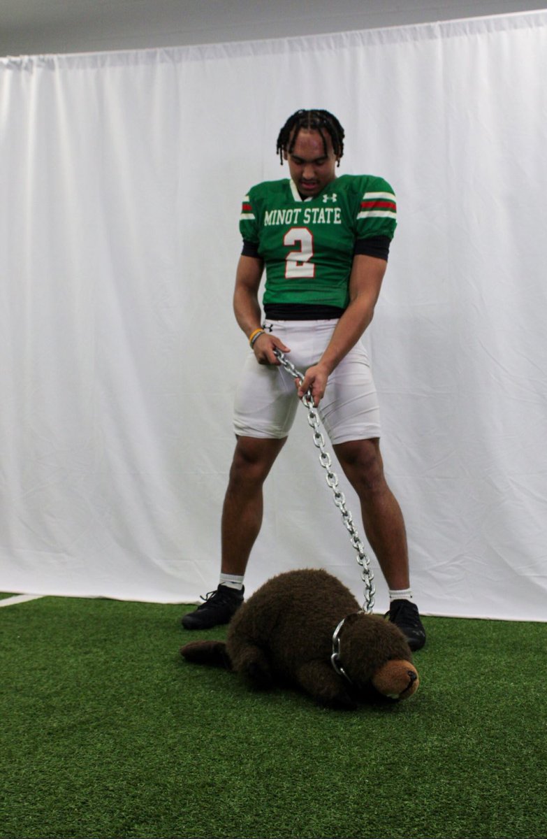 JaydenCorum_2's tweet photo. Why not, minot? I am so grateful for the opportunity to have been able to go on an official visit to @MSUBeaversFB. I had such a good time, touring the campus, and getting to check out the amazing football program. Thank you @CoachFam for this chance. @OldhamFootball @OldhamcoSports @Prime_tyme_prep @TeamCTSP  #D2 #football