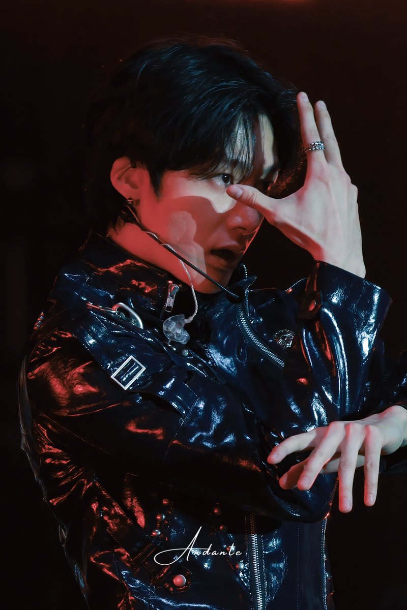andante_0115's tweet photo. 260130 THE X : NEXUS       

#MONSTAX #몬스타엑스 #HYUNGWON #형원 https://t.co/YiIit6ywk1