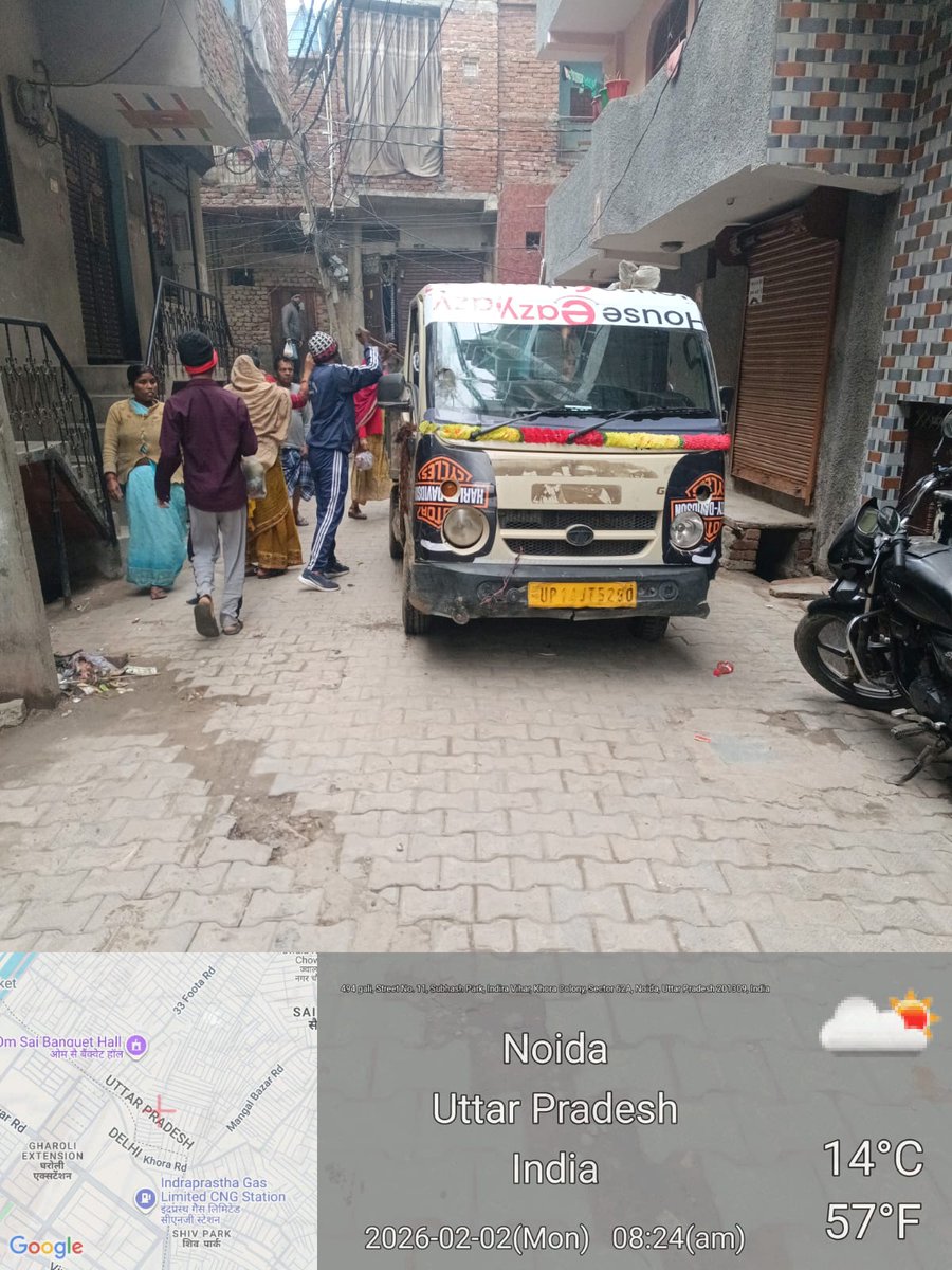 NMakanpur's tweet photo. नगर पालिका परिषद खोड़ा मकनपुर गाजियाबाद द्वारा प्रत्येक वार्ड में डोर टू डोर जाकर घरों से निकलने वाले कचरे को अलग अलग करके नगर पालिका की गाड़ी में संग्रहित किया जा रहा है।
#swachsurvekshan
#swachkhora
#sourcesegregationawareness https://t.co/3YctwUy127