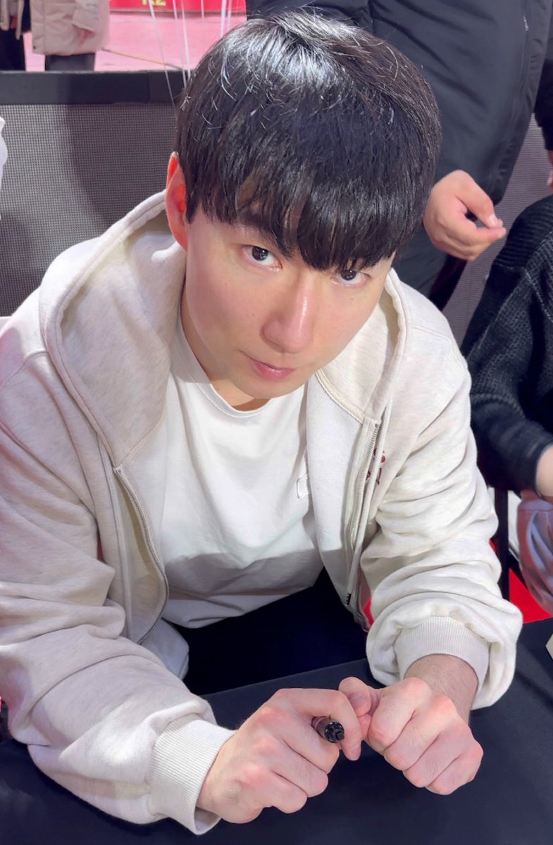 zeeeeetii's tweet photo. 낙현이 놀기신청 하러온거야?
왜 온거야~ 따지러 온거야?
머하러 온거야!

따지러 왔구나 https://t.co/zIQwlPsvq5