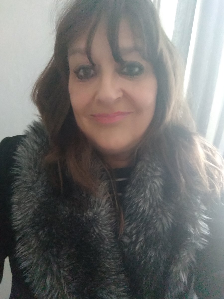 andielep's tweet photo. Well it has been a while since I tweeted or XD I guess! Finally divorced and moved home! Had THE best festive season and actually January (drum roll!!) https://t.co/eruDq6ZHee