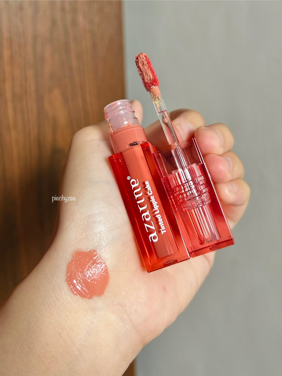 piechyzee's tweet photo. budget tipis tapi hasil ga ngecwain?!?

i’ll show u local product start 10rban yang ga nyesel aku beli😚 https://t.co/PRPv5OZF92