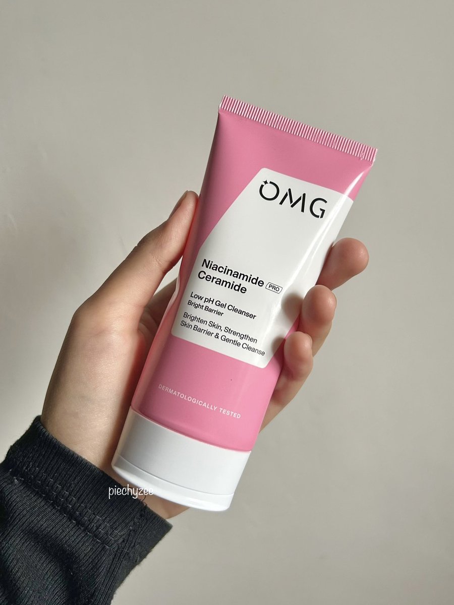 piechyzee's tweet photo. budget tipis tapi hasil ga ngecwain?!?

i’ll show u local product start 10rban yang ga nyesel aku beli😚 https://t.co/PRPv5OZF92