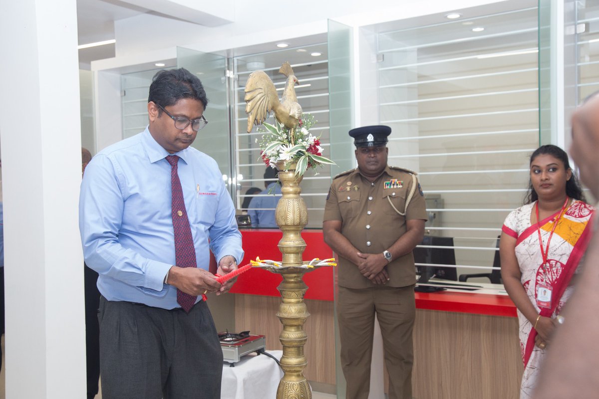 SingerFinance's tweet photo. SINGER FINANCE reaches a new milestone with the opening of our 61st branch in Moratuwa, bringing trusted financial solutions closer to communities across the island. 

#GrowthJourney #BranchOpening #SingerFinance https://t.co/Rv86mrFzJo