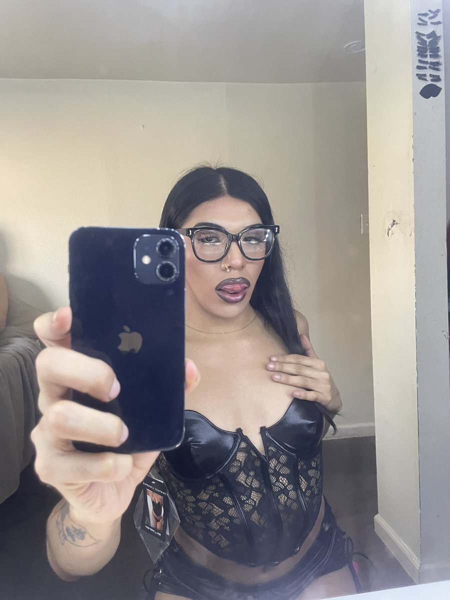 kream304💋 tweet media