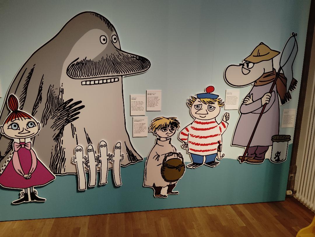 comicoskop's tweet photo. Gelungene Schau voller  Toleranz, Empathie, &amp; Abenteuerlust: Tove Janssons poetische Welt  der Mumin-Trolle im Münchner Literaturhaus... https://t.co/WrtD9qirRf https://t.co/1wCCKZeg0s