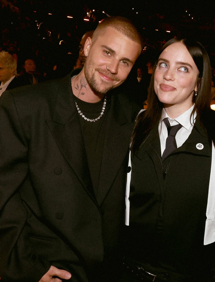 Indie5051's tweet image. Justin Bieber y Billie Eilish