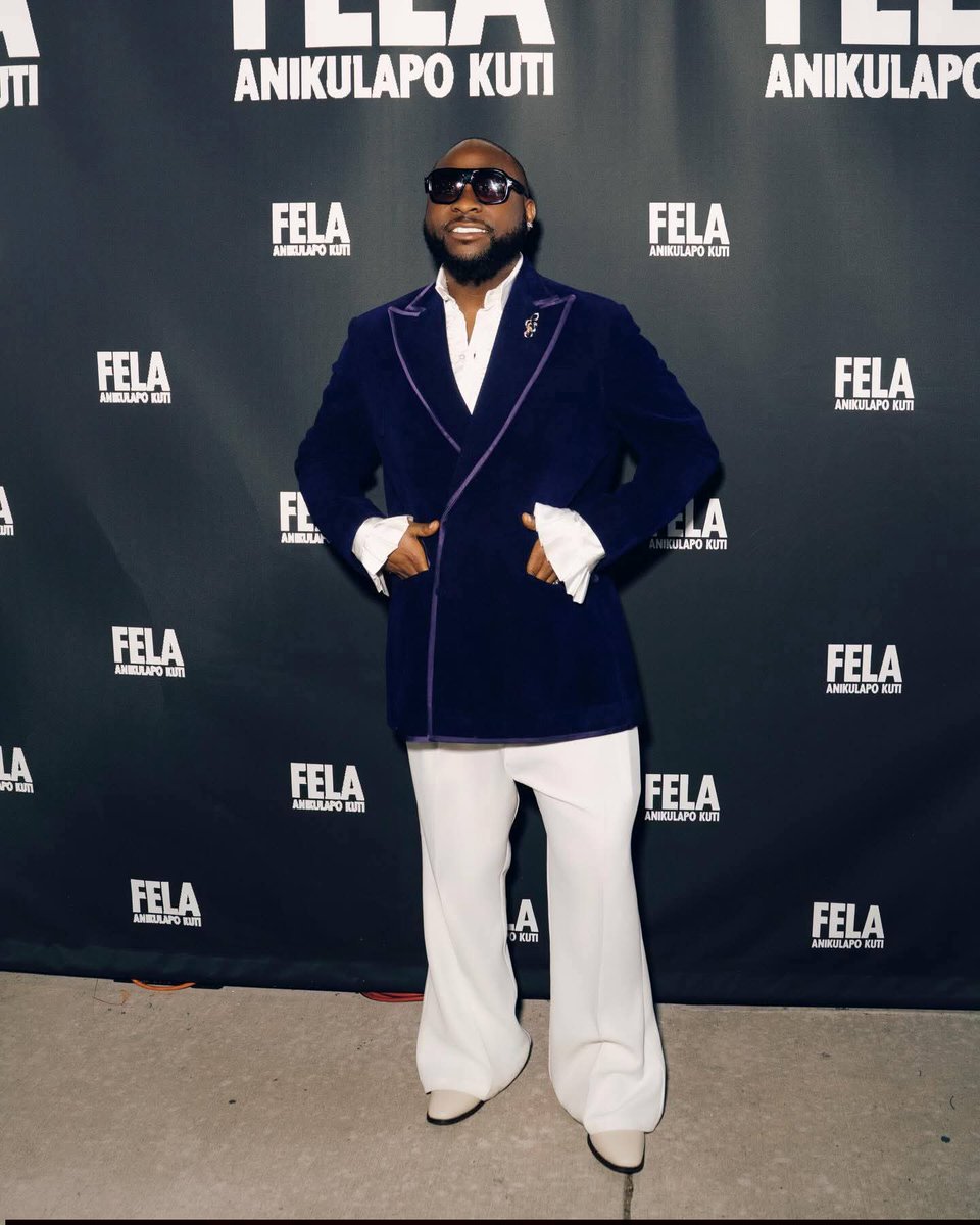 𝗕𝗔𝗥𝗡𝗬 𝗢 tweet media