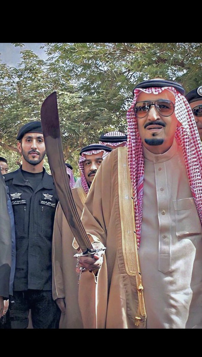khalid00040's tweet photo. @S_H_188 اللهم آمين و أحفظ مليكنا و ولي عهده الامين https://t.co/LjEHi2wgWZ
