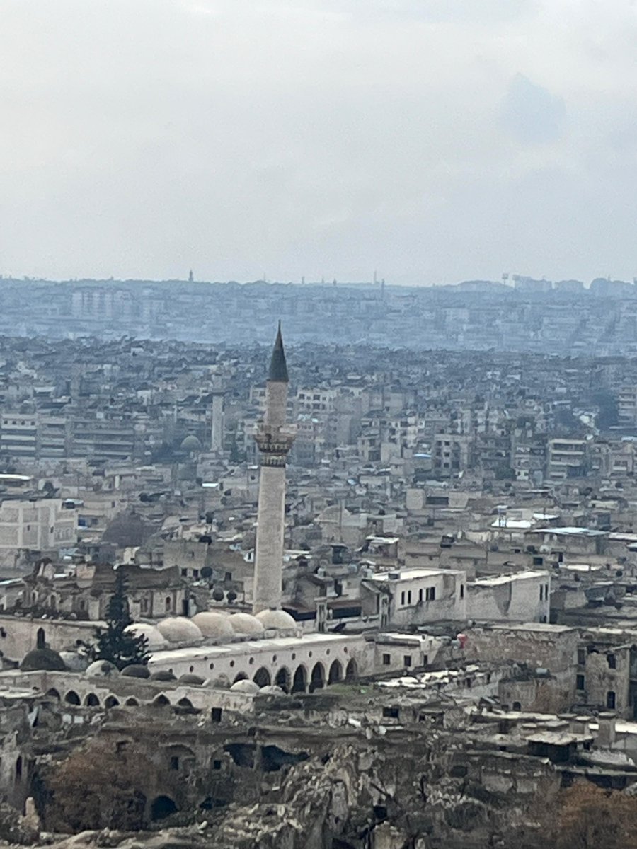 Filistin, Türkiye, Suriye ve İran'a Dair Bir Muhasebe

İslam coğrafyasının bugünkü sınırlarının Birinci Dünya Savaşı sonrasında çizildiğini artık bilmeyen yok. Bu sınırlar, sömürgeci güçlerin kendi aralarındaki paylaşım hesaplarının ürünüydü. Ancak meseleye biraz daha derinden