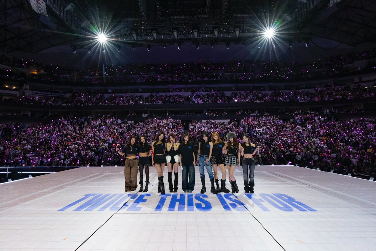JYPETWICE's tweet image. TWICE &amp;lt;THIS IS FOR&amp;gt; WORLD TOUR IN DALLAS

Thank you, DALLAS 💙

#TWICE #트와이스 #THISISFOR
#TWICE_THISISFOR_WORLD_TOUR
#TWICE_THISISFOR_WORLD_TOUR_IN_DALLAS