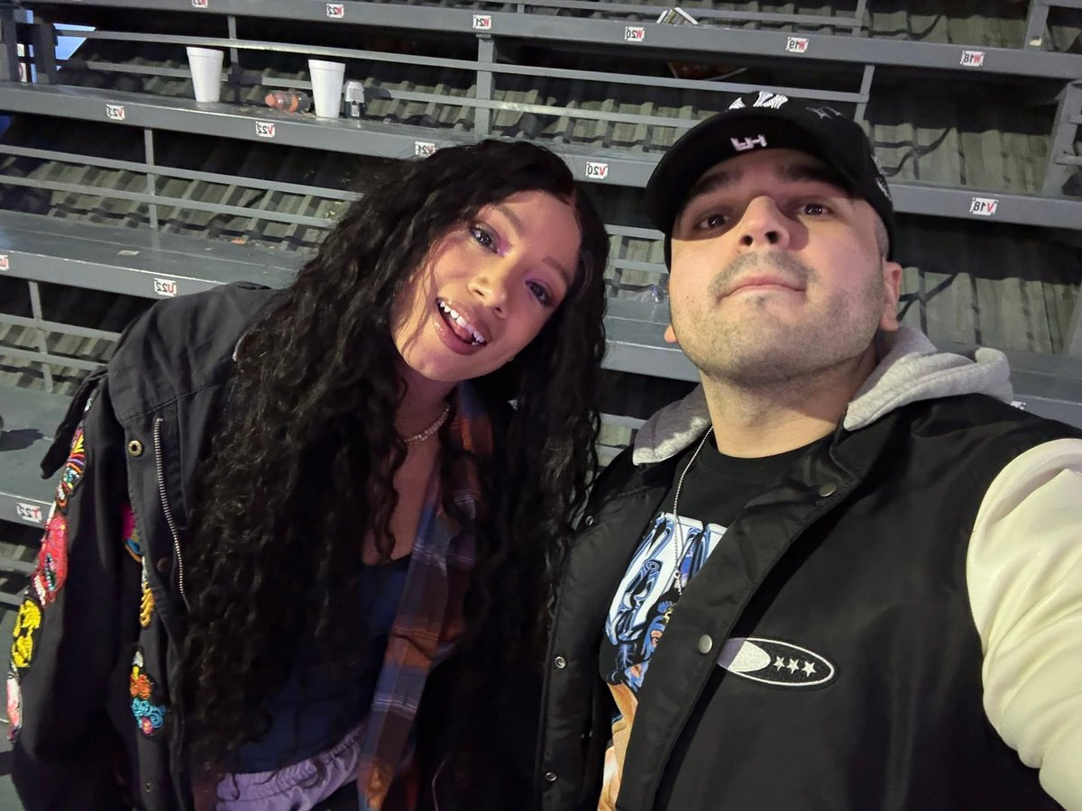 RealDealKrew's tweet image. Mercedes Moné and David at Arena Coliseo Tony Arellano in Torreón, Mexico from this weekend 🇲🇽