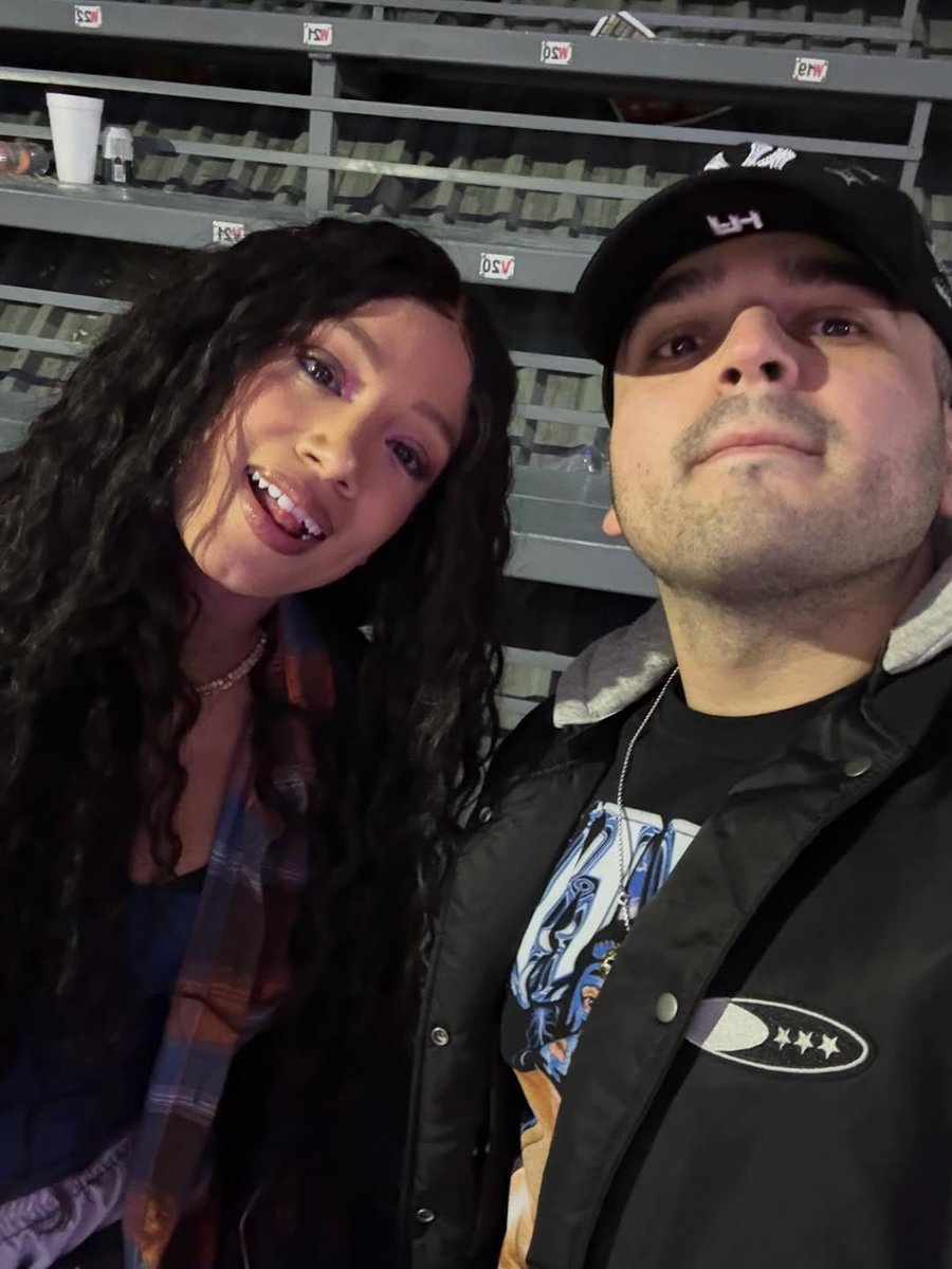 RealDealKrew's tweet image. Mercedes Moné and David at Arena Coliseo Tony Arellano in Torreón, Mexico from this weekend 🇲🇽