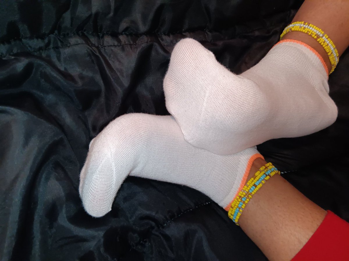GoddessSumner's tweet photo. @FeetFinder #WHITESOCKS #SOCKS #FETISH #SOCKKINKS #WHITESOCKFETISH #SOCKFETISH #SUMMERSOCKS
#SUMMERCANDYREIGNSOCKS #SUMMERREIGNSOCKS https://t.co/tVqFF9Zbvs