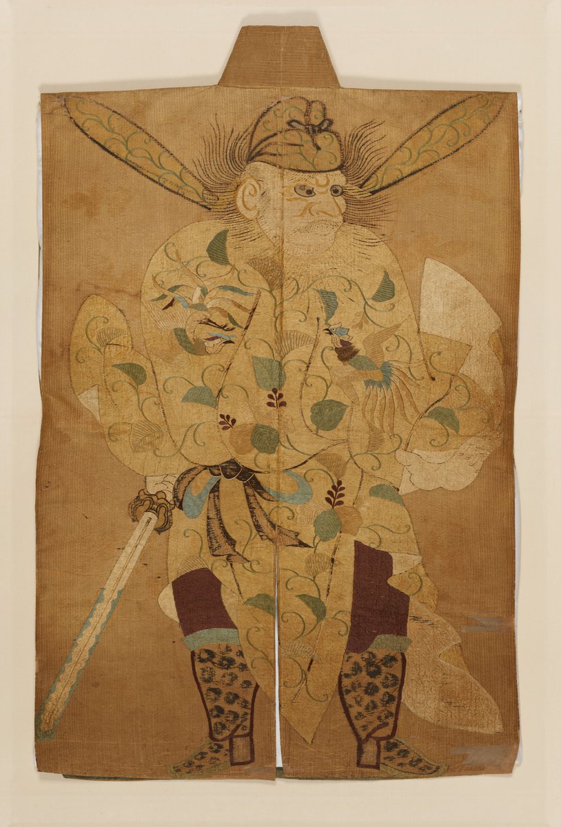 加賀前田家展 作品紹介／ 「重要文化財 陣羽織 淡茶縬地菊鍾馗図 前田