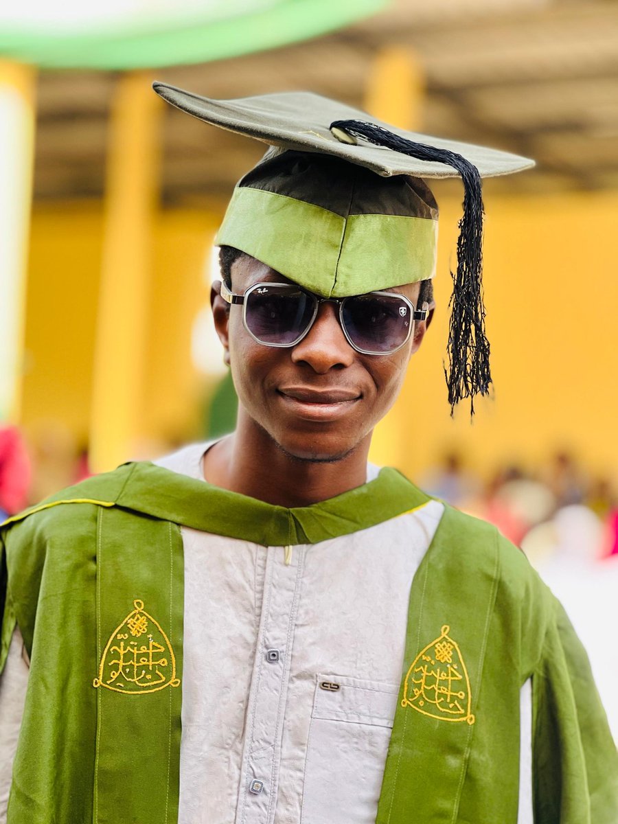 el_samad_'s tweet photo. Alhamdulillah ๐
I officially bagged a https://t.co/eSGAhC42Dr. in Computer Science๐
Grateful for the journey, the lessons, and the growth.๐
#ABUConvocation2026
#ABU45thConvocation
#ABUConvo2026
#ABUSITE https://t.co/an97ZzjJHD