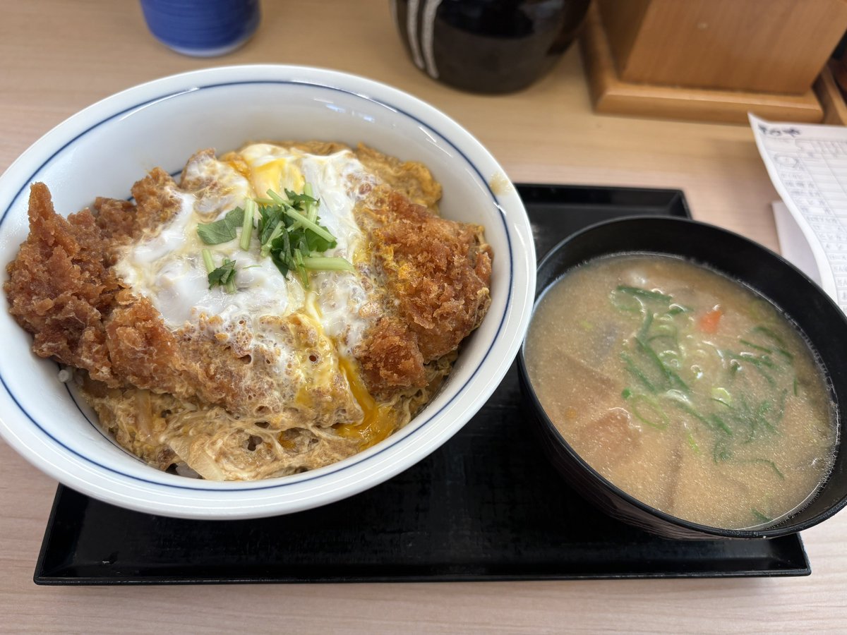 これで800円しないって、やっぱ日本は凄い(´౿`)