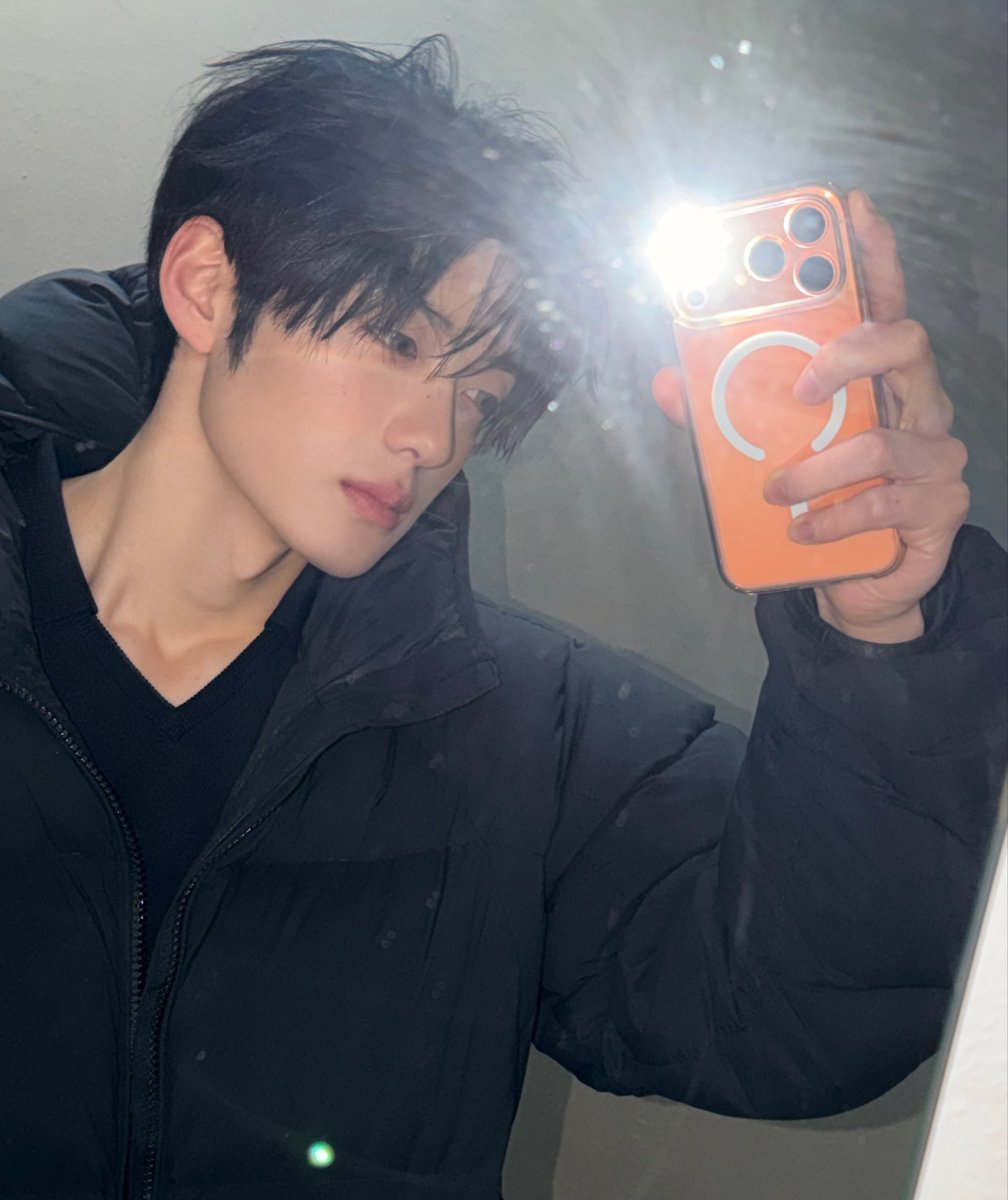 s_altthing's tweet image. 아 이거 다시 봐도 너무 자극적이네 얘 사람이 어떤 부분에서 미치는지를 너무 잘 알고 있어.. 많이 연구했나 봐?