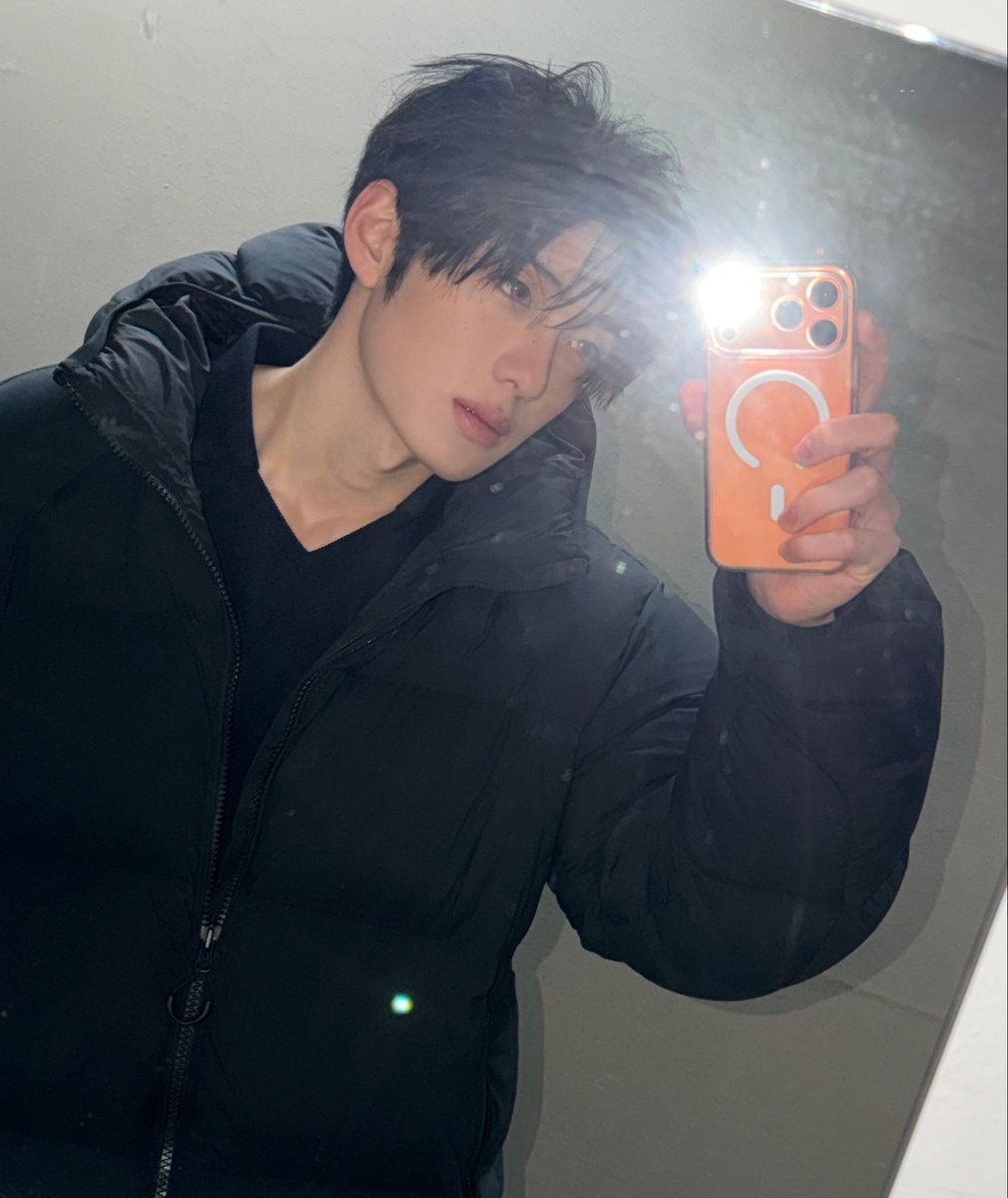 s_altthing's tweet image. 아 이거 다시 봐도 너무 자극적이네 얘 사람이 어떤 부분에서 미치는지를 너무 잘 알고 있어.. 많이 연구했나 봐?