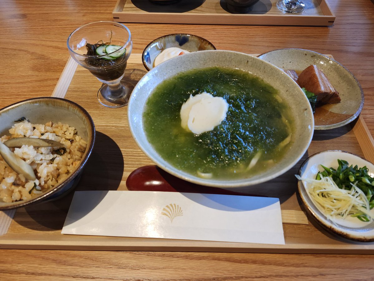 もうすぐ帰栃(栃木に帰ること)します。沖縄でも運転しまくりました。それとUFO？の写真も撮れました。